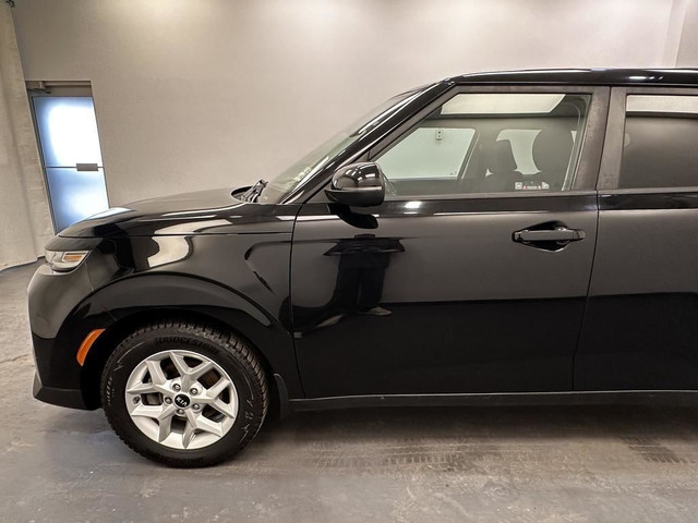 2021 Kia Soul Automatic - Heated Seats - Apple Car Play/Andro... in Cars & Trucks in Lethbridge - Image 2
