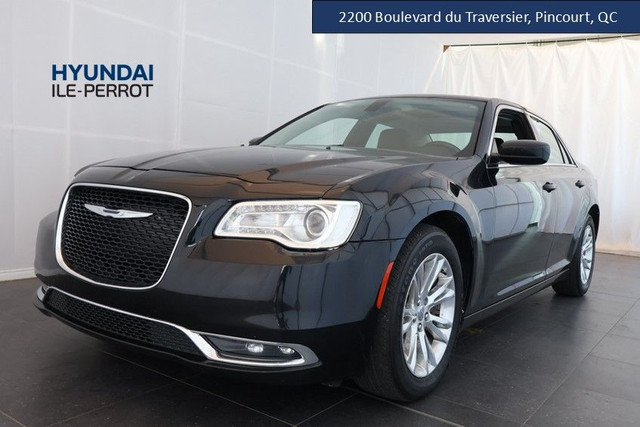 2016 Chrysler 300 TOURING,CAM RECUL, CUIR, TOIT PANO, CRUISE EXC dans Autos et camions  à Ville de Montréal
