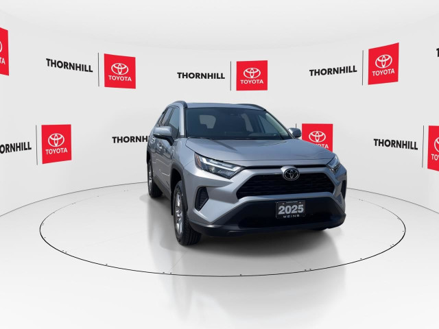 2025 Toyota RAV4 XLE NO ACCIDENT, ONE OWNER, LOW KM in Cars & Trucks in City of Toronto - Image 3
