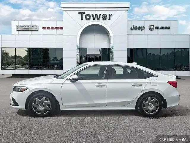 2022 Honda Civic Sedan EX | One Owner | Low Mileage | Lane Keep in Cars & Trucks in Calgary - Image 3