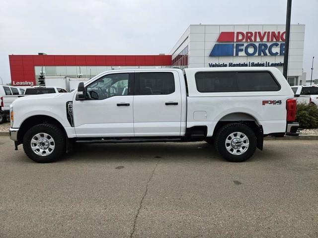 2023 Ford Super Duty F-250 SRW XLT 4WD Crew Cab 6.75' Box, 7.3L  in Cars & Trucks in St. Albert - Image 2