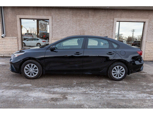  2022 Kia Forte LX HEATED SEATS, REVERSE CAMERA, CARPLAY & MORE! in Cars & Trucks in Winnipeg - Image 2