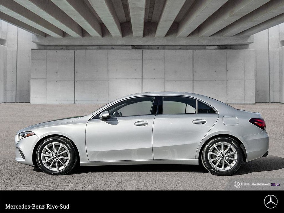 2022 Mercedes-Benz A-CLASS A220