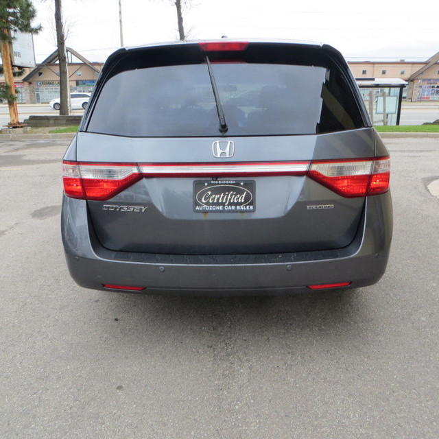 2011 Honda Odyssey Touring Elite 4dr Minivan (3.5L 6cyl 6A) in Cars & Trucks in Mississauga / Peel Region - Image 4