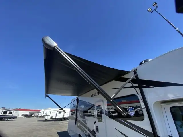 2024 Thor Motor Coach Outlaw 29J in RVs & Motorhomes in Abbotsford - Image 37