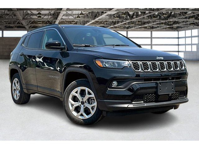 2025 Jeep Compass Latitude in Cars & Trucks in Mississauga / Peel Region - Image 2