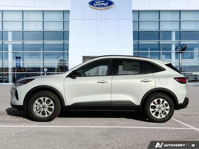 2025 Ford Escape Active 200A | 1.5L | Active Tech PKG | Pano Sun in Cars & Trucks in Winnipeg - Image 4