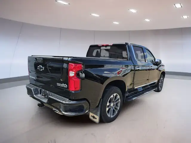 Chevrolet Silverado 1500 High Country 2024 dans Autos et camions dans Medicine Hat - Image 6