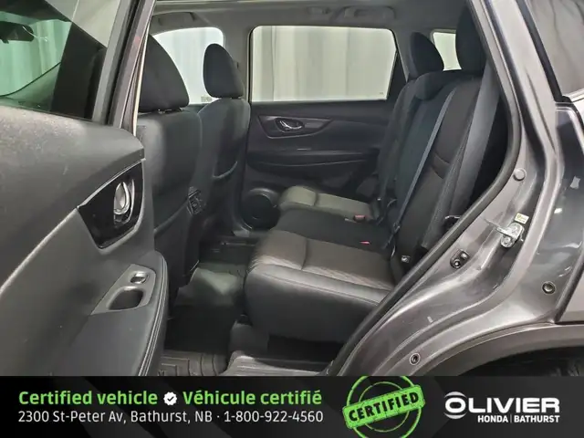 2017 Nissan Rogue SV AWD Navigation Toit Ouvrant Panoramique in Cars & Trucks in Bathurst - Image 23