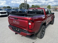 Welcome to Murray Buick GMC - Penticton Our 2025 GMC Canyon Elevation Crew Cab 4X4 is ready for acti... (image 8)
