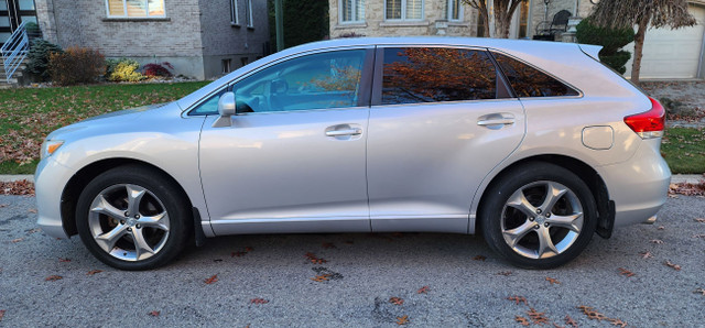 2009 Toyota Venza AWD- 1 OWNER - SUPERB in Cars & Trucks in City of Montréal - Image 2