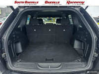 Granite Crystal Metallic Exterior, Black Interior, 4WD, 3.45 Rear Axle Ratio, Apple CarPlay Capable,... (image 8)