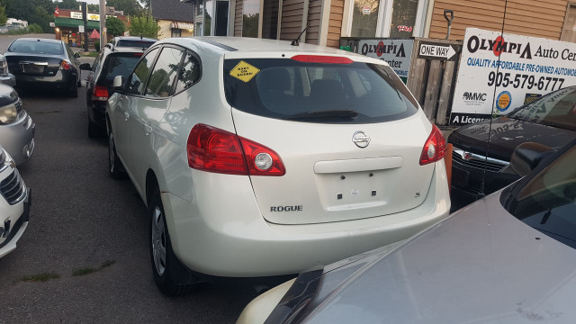 2009 Nissan Rogue S in Cars & Trucks in Oshawa / Durham Region - Image 3