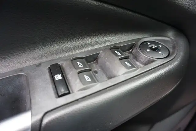 2018 Ford Escape in Cars & Trucks in Oakville / Halton Region - Image 26