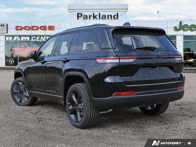 2025 Jeep Grand Cherokee LAREDO ALTITUDE in Cars & Trucks in St. Albert - Image 4