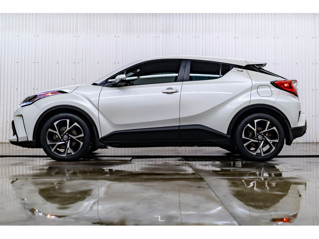 2021 Toyota C-HR XLE Premium BCam in Cars & Trucks in Calgary - Image 3