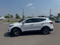 SUV ......... AWD ........ LEATHER INT. .......... PANORAMIC ROOF ......... AUTOMATIC ......... BLIN... (image 3)
