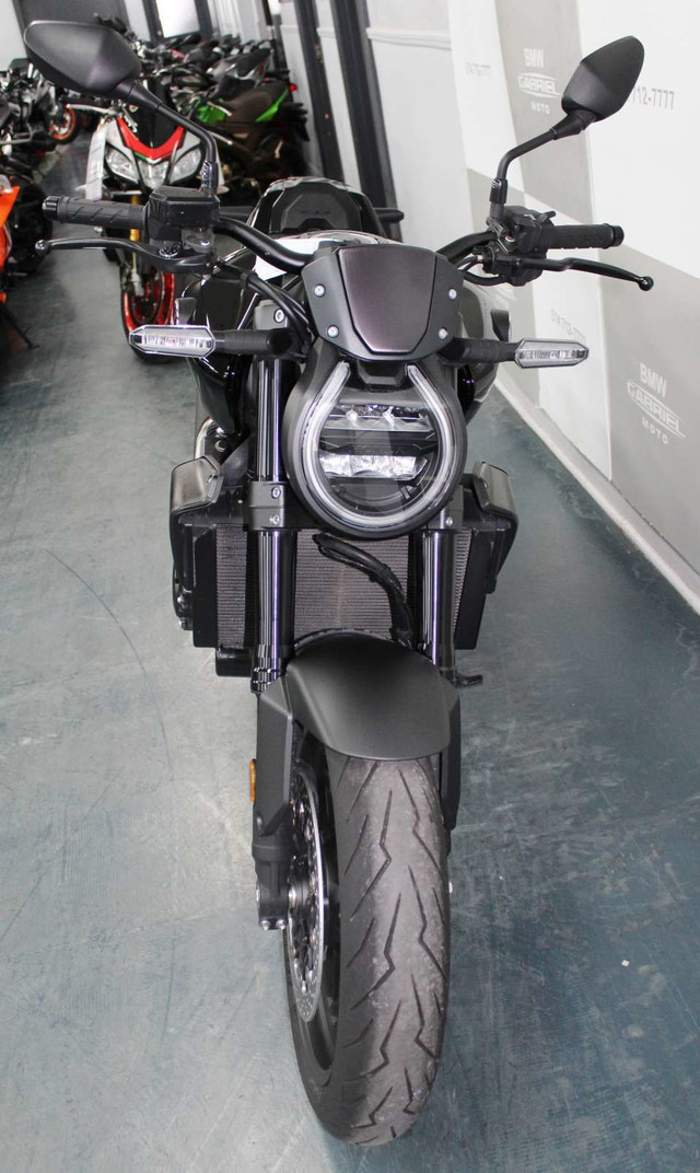 2023 Honda CB1000R in Sport Bikes in City of Montréal - Image 4