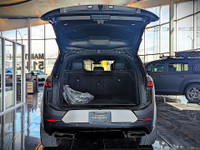Comes equipped with: Power Trunk, Power Mirrors, Sunroof , Load Bearing Exterior Rack, Remote Igniti... (image 6)