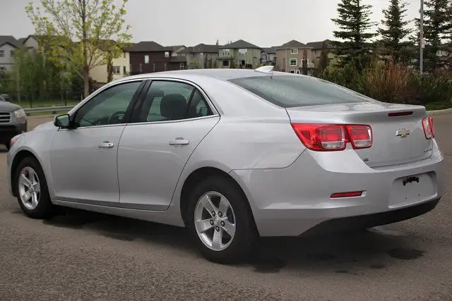 2016 Chevrolet Malibu Limited LT dans Autos et camions dans Calgary - Image 11
