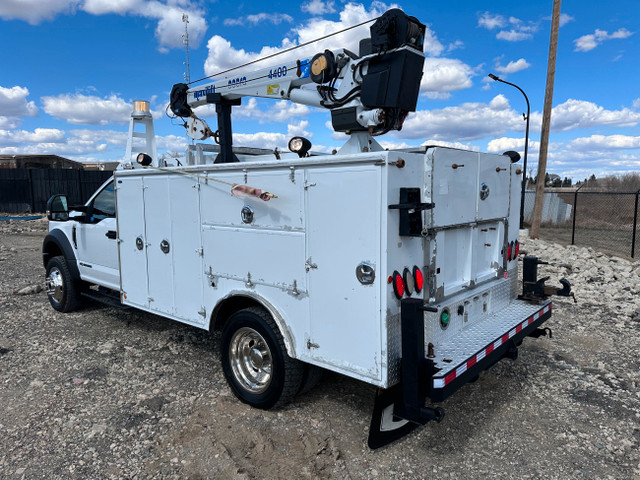 2017 Ford F550 4x4 Service Truck DSL MILRON 4400LBS COMP in Heavy Trucks in Edmonton - Image 4