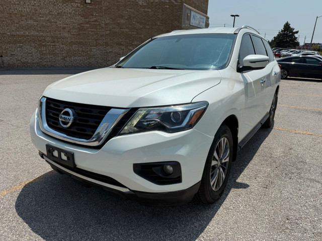 2018 Nissan Pathfinder 4x4 SV in Cars & Trucks in City of Toronto - Image 4
