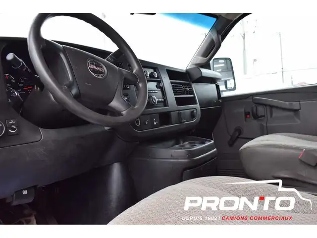 2019 GMC Savana ** 6.0L V8 ** Garantie 2 ans Inclus ** 3500 ** in Cars & Trucks in Laval / North Shore - Image 12