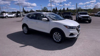 All Wheel Drive. Cloth Interior. Touchscreen. Bluetooth. Remote Start. Sunroof. Rear View Backup Cam... (image 1)