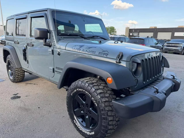 2014 JEEP Wrangler Sport in Cars & Trucks in Laval / North Shore - Image 2