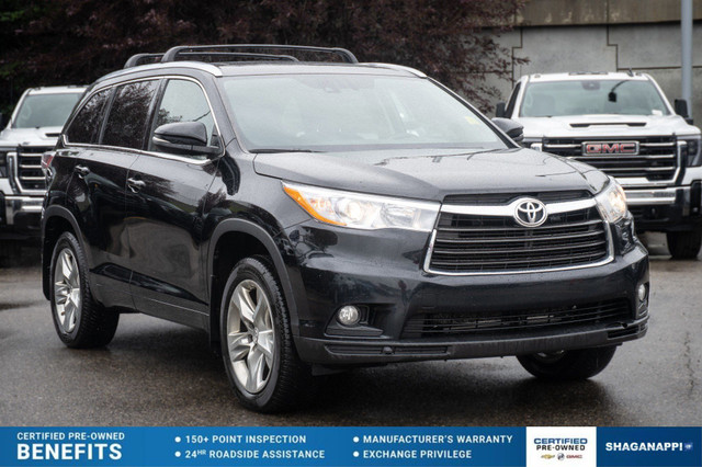 2015 Toyota Highlander LimitedBeautiful Condition | Certified Pr in Cars & Trucks in Calgary