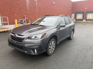 2021 Subaru Outback 2.5L Touring, Sunroof, Lane Assist