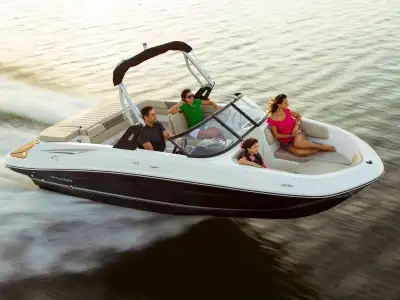 one owner.. INCLUDES: galvanized trailer, Stainless Steel Package, bow and cockpit cover, seadek flo...