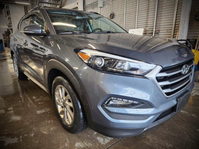 2018 Hyundai Tucson SE GLS AWD Toit Cuir Détecteur d'angles mort in Cars & Trucks in Longueuil / South Shore