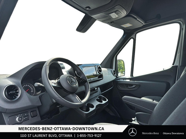 2025 Mercedes-Benz Sprinter 2500 170 Wheelbase High Roof RWD in Cars & Trucks in Ottawa - Image 4