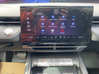 **WE WILL BEAT ANY DEALER IN THE CITY** Infinite Black Metallic Clearcoat 2025 Lincoln Nautilus Rese... (image 8)