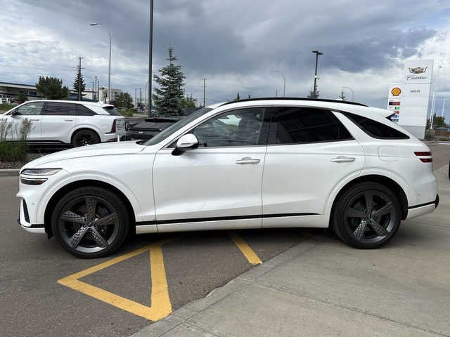 2023 Genesis GV70 3.5T Sport Plus in Cars & Trucks in Edmonton - Image 3