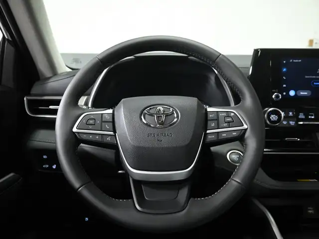 2025 Toyota Highlander XLE No Accident Leather Sunroof Heated Se in Cars & Trucks in Mississauga / Peel Region - Image 14