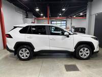 2023 Toyota RAV4 LE AWD AUTOMATIQUE - CAMÉRA DE RECUL - BIEN ÉQUIPÉE - SIÈGES CHAUFFANTS NIV: 2T3B1R... (image 3)