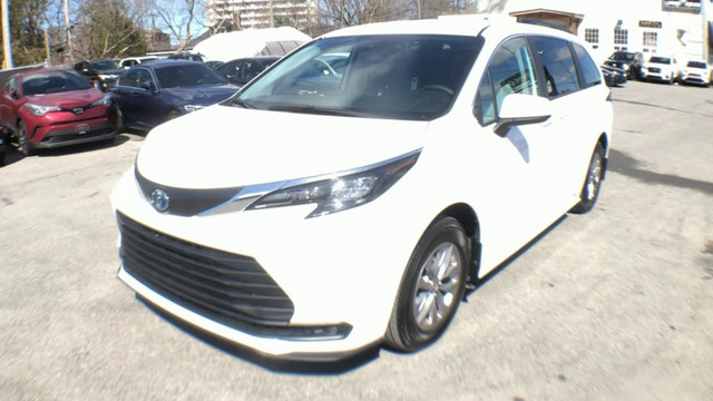 2024 Toyota Sienna LE 8-Passenger ONLY 78KMS!! LIKE NEW!! A... in Cars & Trucks in Ottawa - Image 4