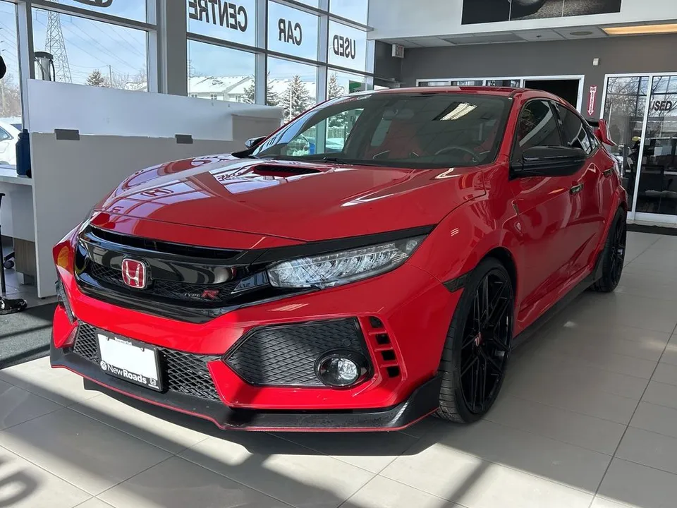 2018 Honda Civic Type R Showroom Condition! Like New!