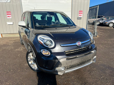2015 Fiat 500L Trekking Leather! - Panoramic Roof!