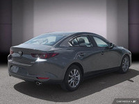 La Mazda3 GX 2022 incarne l'élégance et la performance dans le segment des berlines compactes. Avec... (image 6)