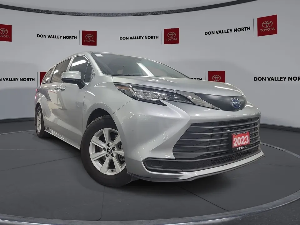 2023 Toyota Sienna LE 8-Passenger INCOMING | ONE OWNER | SAFE...
