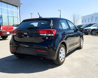 This Kia Rio 5-door delivers a Regular Unleaded I-4 1.6 L/98 engine powering this Variable transmiss... (image 4)