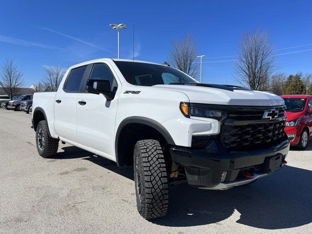 2024 Chevrolet Silverado 1500 ZR2 in Cars & Trucks in Barrie - Image 4