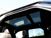 Black Contrast Roof, Black Exterior Pack, Tow Hitch Receiver, Wheels: 22inch Gloss Black (Style 1075... (image 6)