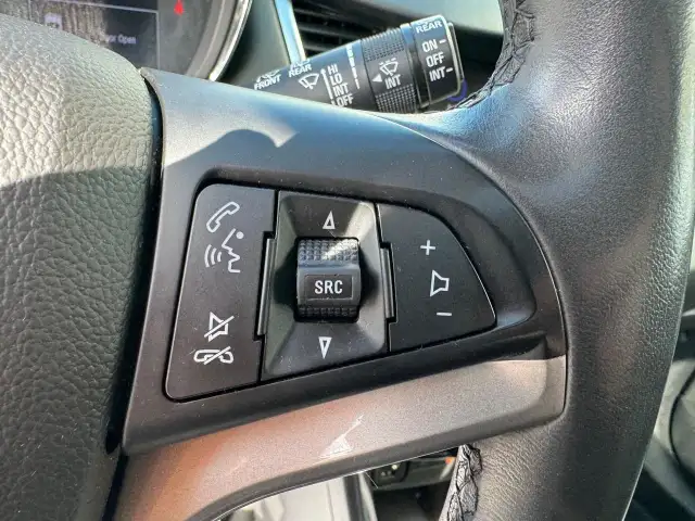 2020 Chevrolet Trax PREMIER, AWD, LEATHER, SUNROOF, BOSE AUDIO,  in Cars & Trucks in Ottawa - Image 27