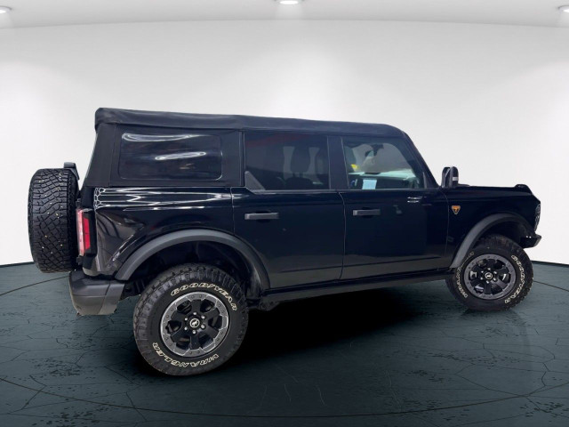 2022 Ford Bronco in Cars & Trucks in Edmonton - Image 2