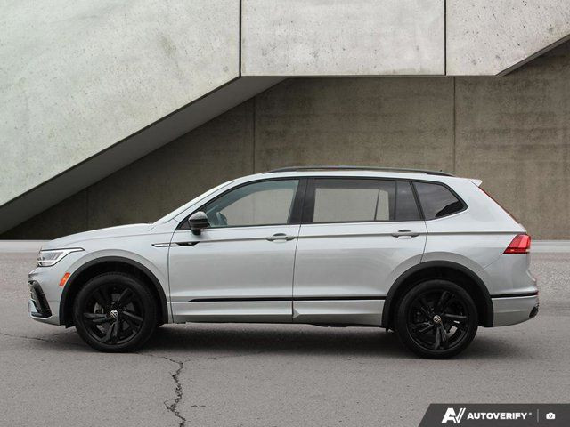 2024 Volkswagen Tiguan Comfortline R-Line Black Edition in Cars & Trucks in Hamilton - Image 2