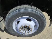 2023 Ford Super Duty F-550 DRW XLT 4WD Crew Cab 203" WB 84" CA, 6.7L V8 Diesel, 12ft Deck, Remote Ke... (image 8)